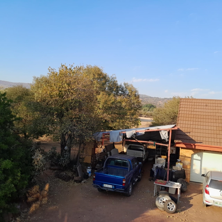 4 Bedroom Property for Sale in Schietfontein North West